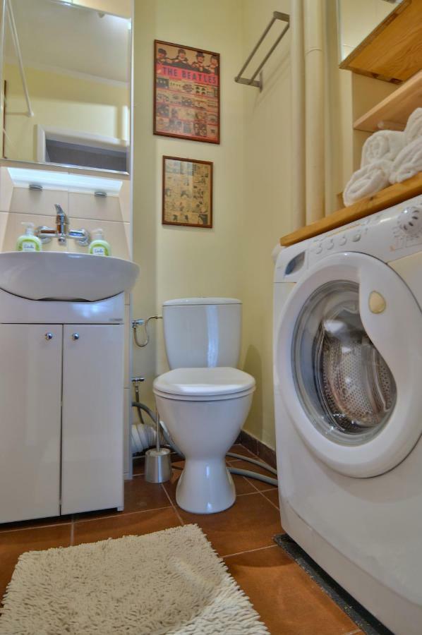 Sloneczny Apartament Grzybowska Варшава Екстер'єр фото