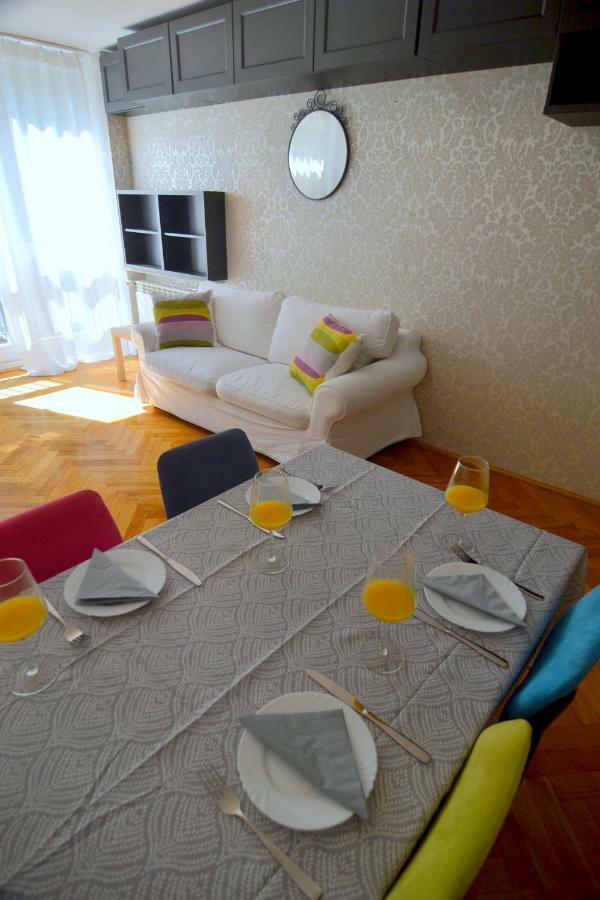 Sloneczny Apartament Grzybowska Варшава Екстер'єр фото